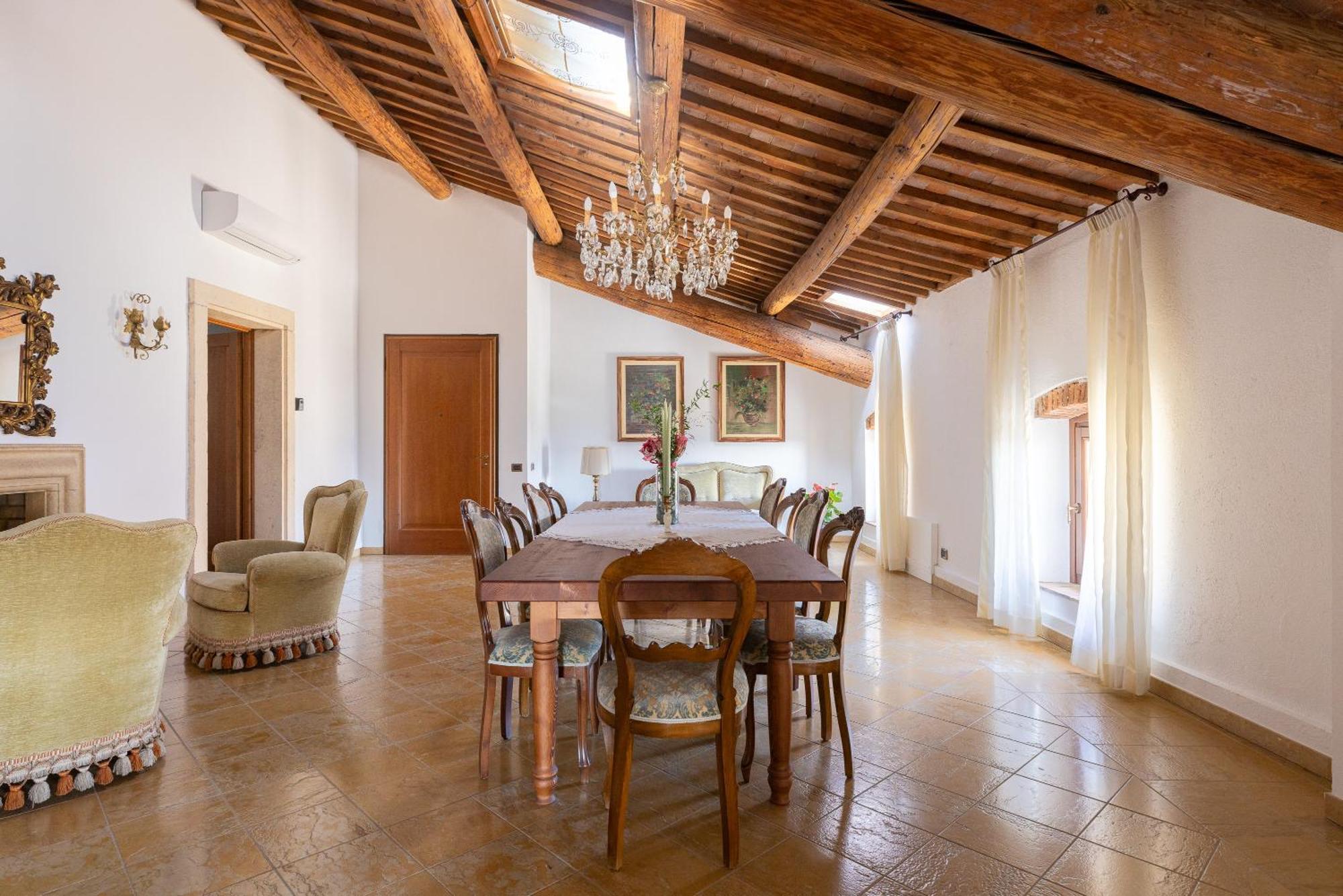 Verdeolivo 1876 - Apartments & Pool Mezzane di Sotto Buitenkant foto